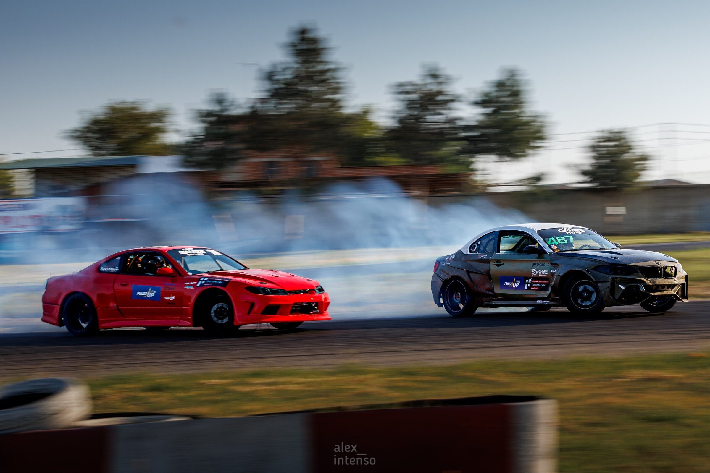 Фото